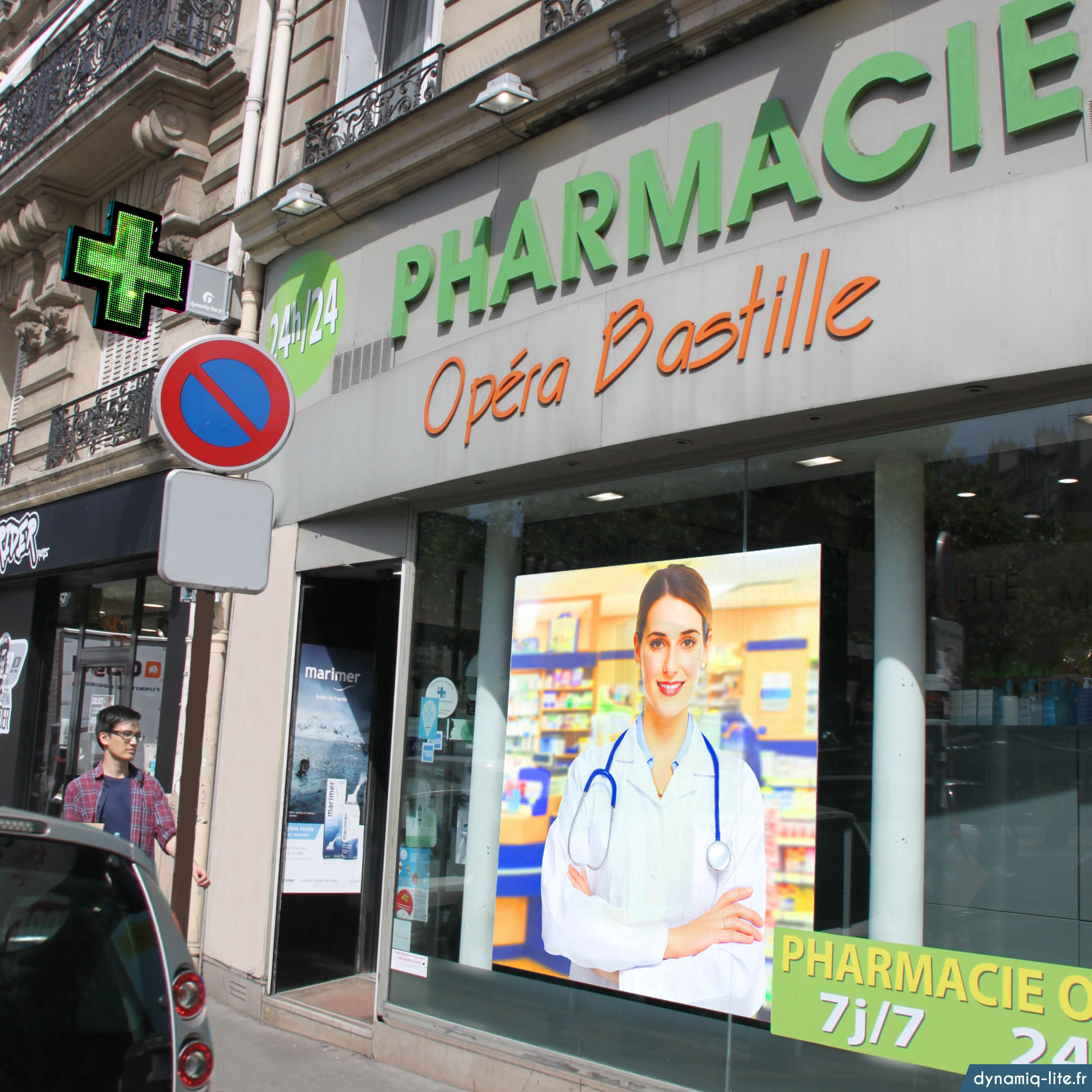 affichage-numérique-LED-pharmacie-Bastille-Paris