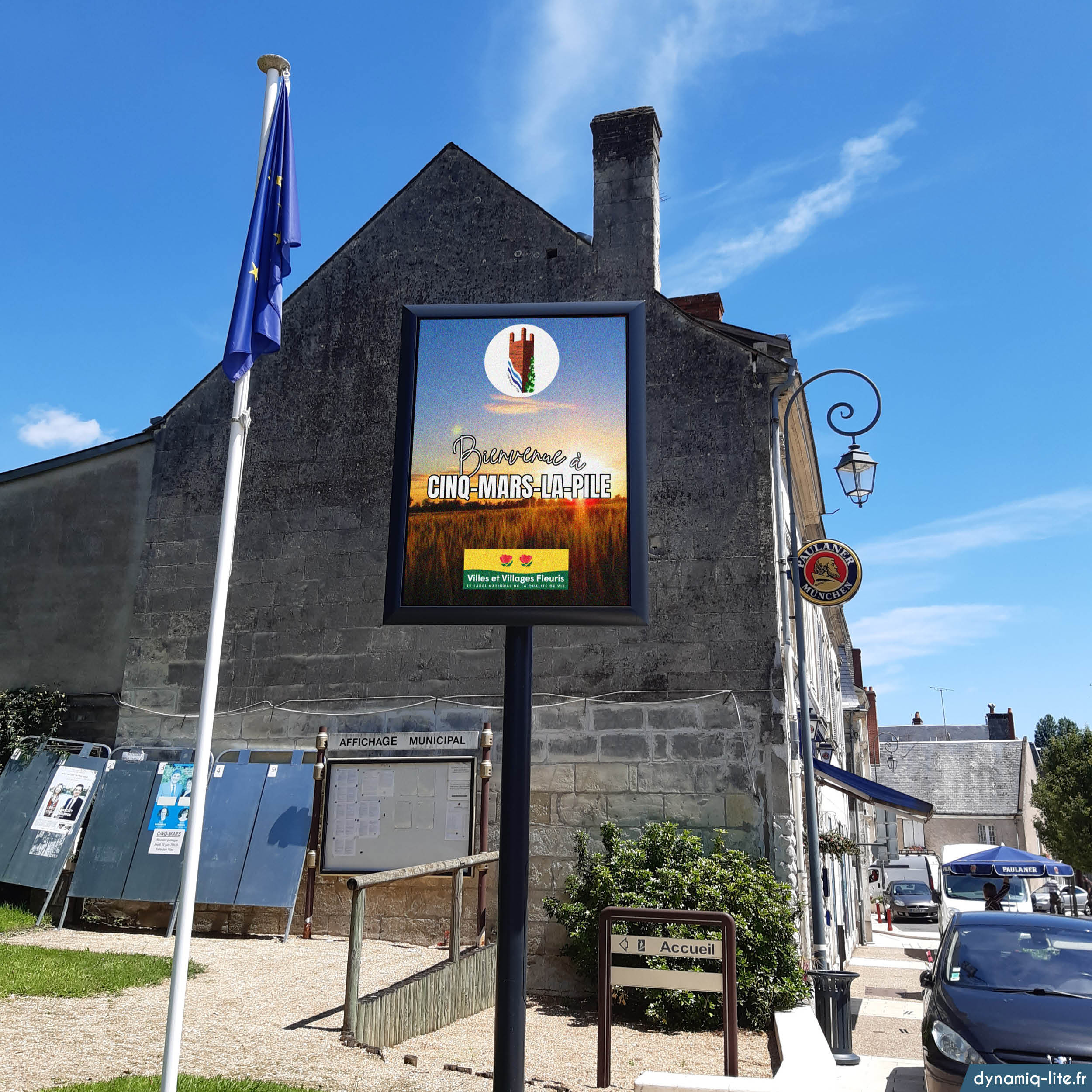 ecran-led-couleur-poteau-cinq-mars-la-pile